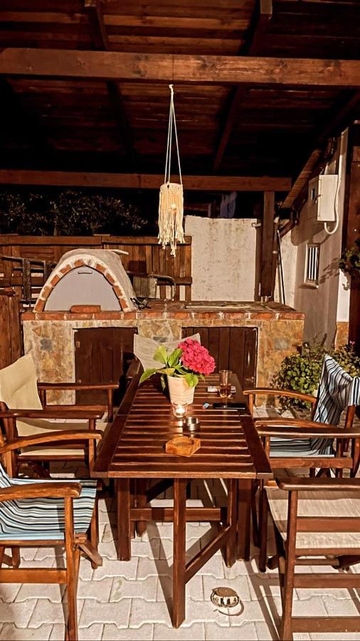 Apartments Athina オリクム エクステリア 写真