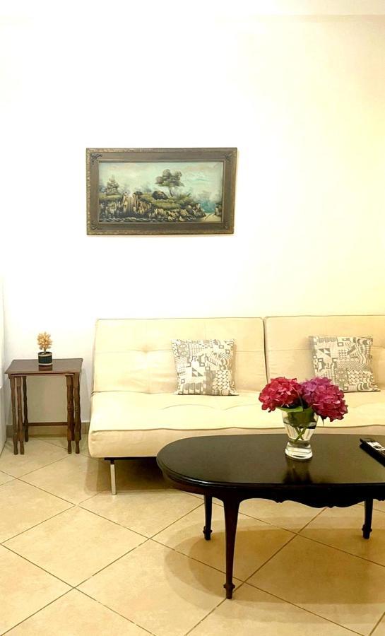 Apartments Athina オリクム エクステリア 写真