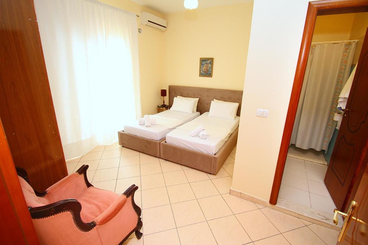 Apartments Athina オリクム エクステリア 写真