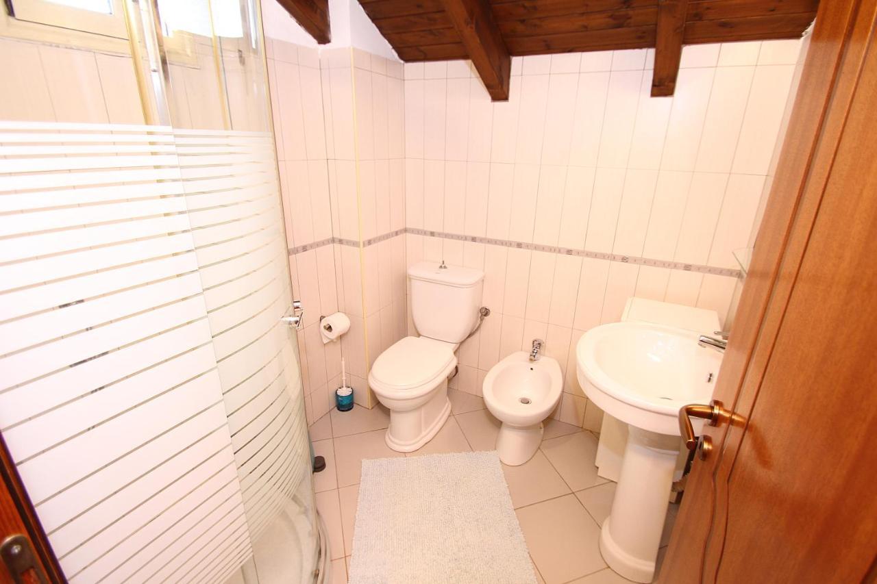 Apartments Athina オリクム エクステリア 写真